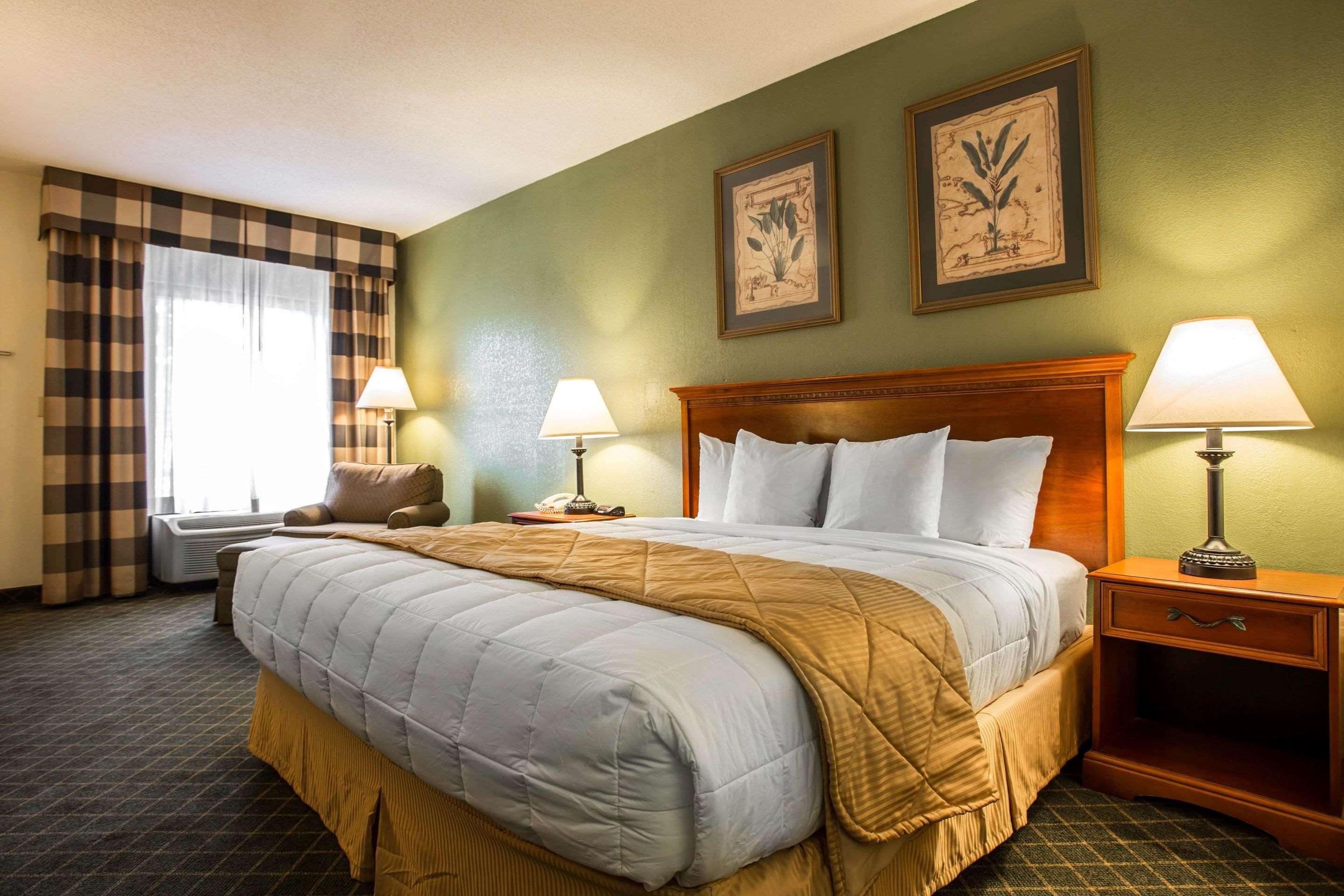 Clarion & South Hotel 3*