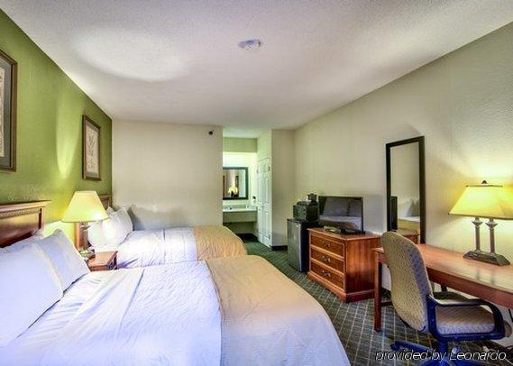 Hotel Clarion & South