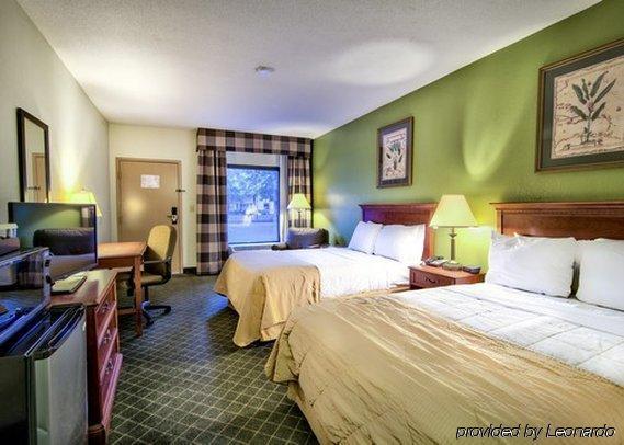 Hotel Clarion & South 3*