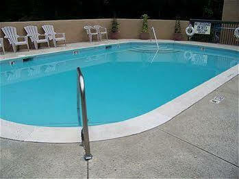 Clarion & South 3*